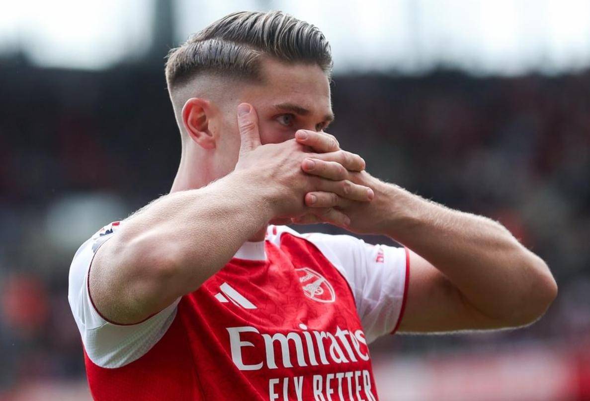 英格兰爆冷阿森纳，迪马利亚统治全场