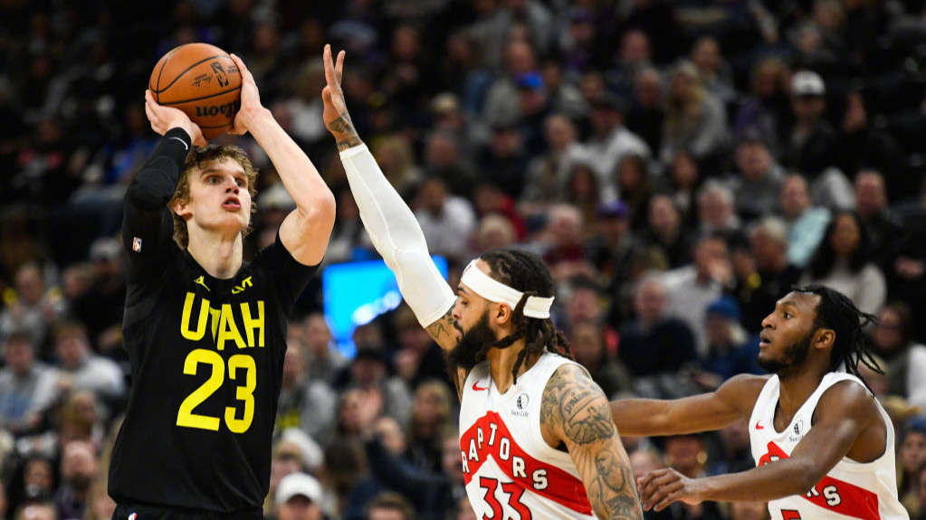 猛龙翻盘爵士，易建联扛起全队