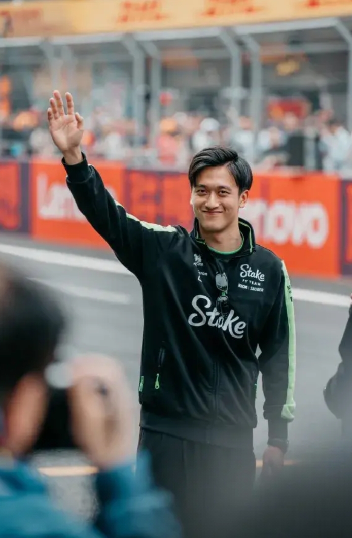 哈斯车队逆转索伯车队,周冠宇高光表现 哈斯车队逆转索伯车队,周冠宇高光表现