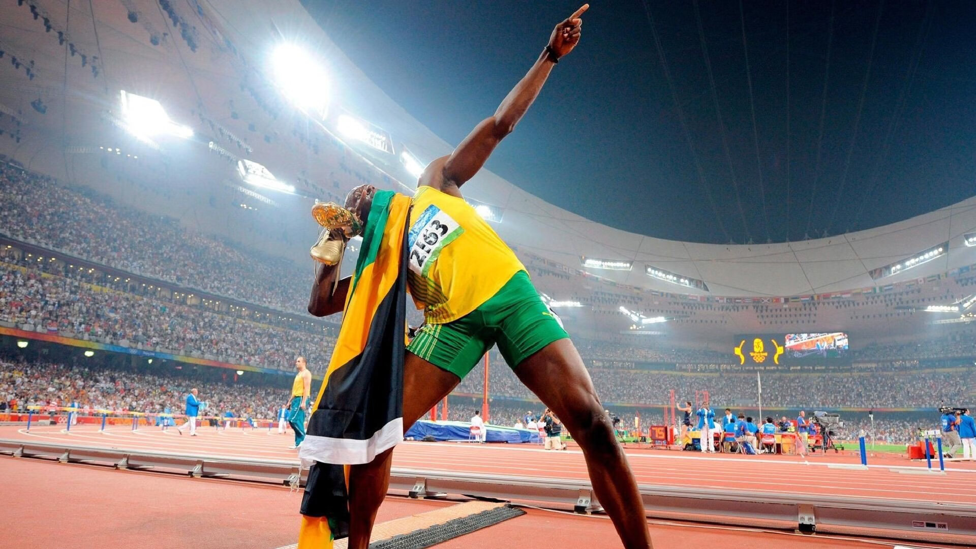 一箭穿心!利拉德压哨三分逆转乾坤,快船绝境重生